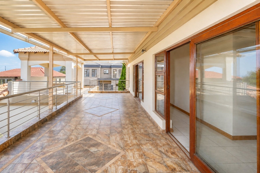 4 Bedroom Property for Sale in Kosmos Ridge North West